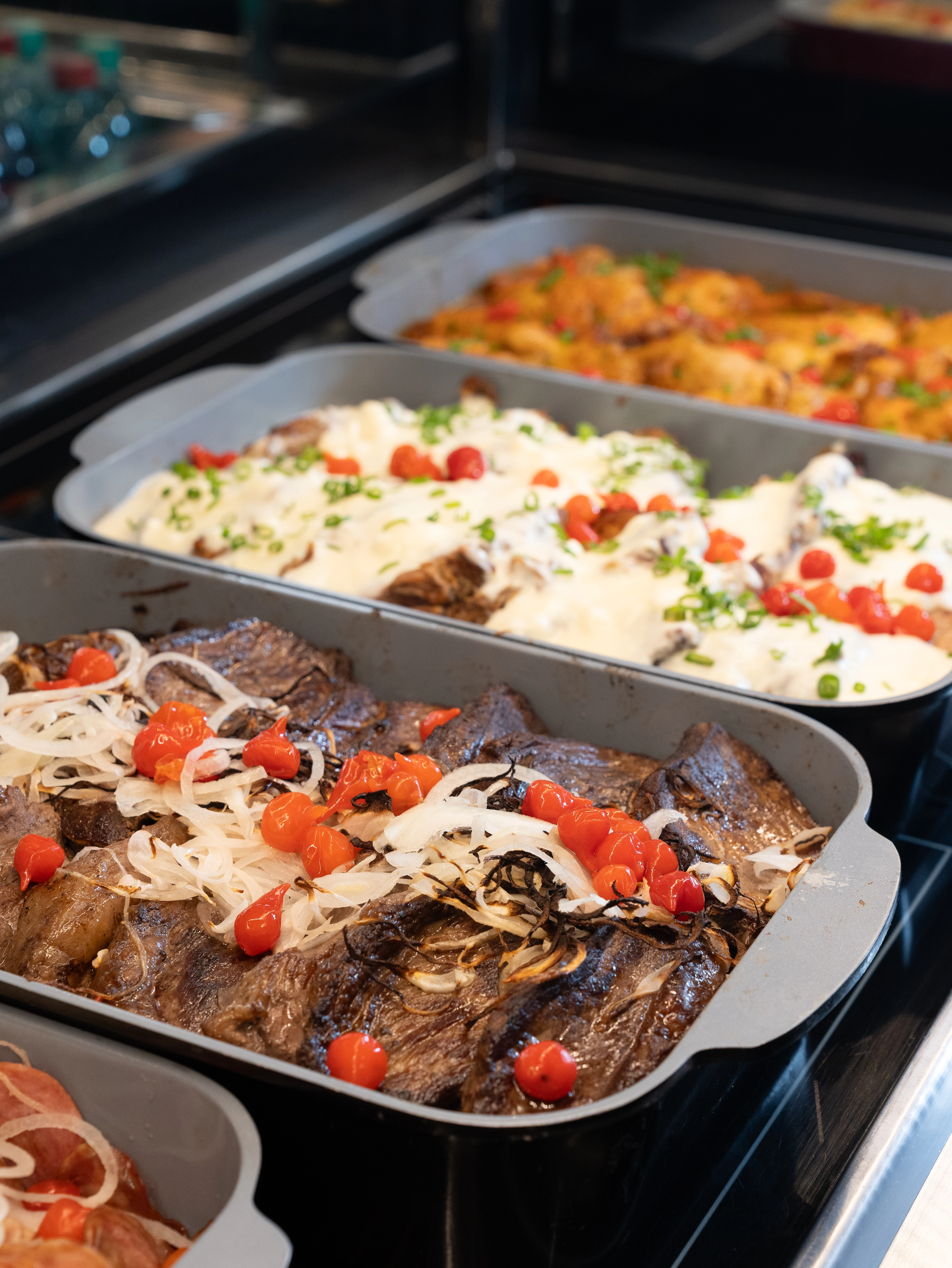 Carne assada fatiada